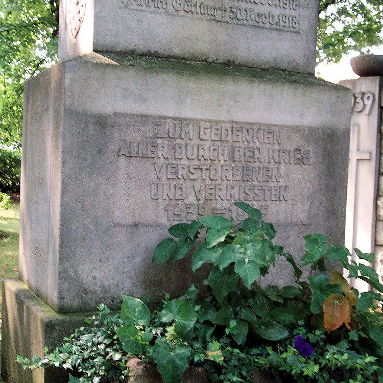 Kriegs Denkmal 1939 - 1945